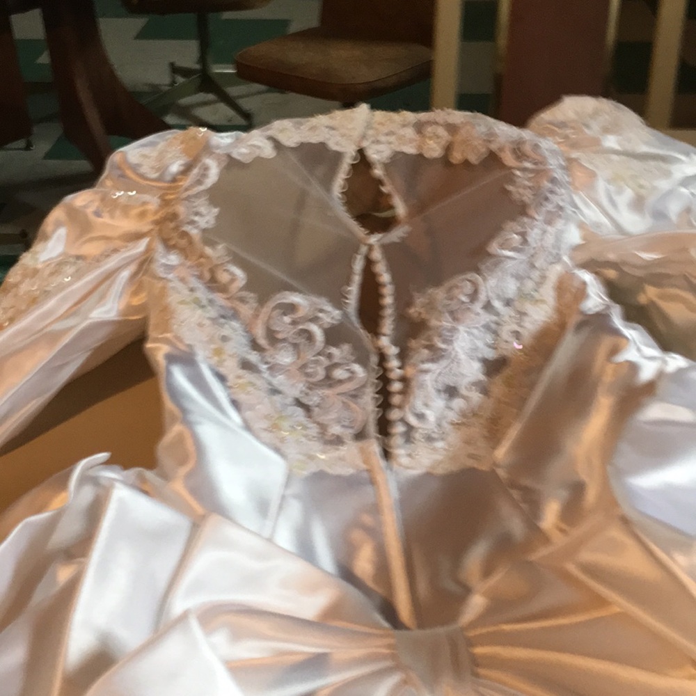 Wedding dress